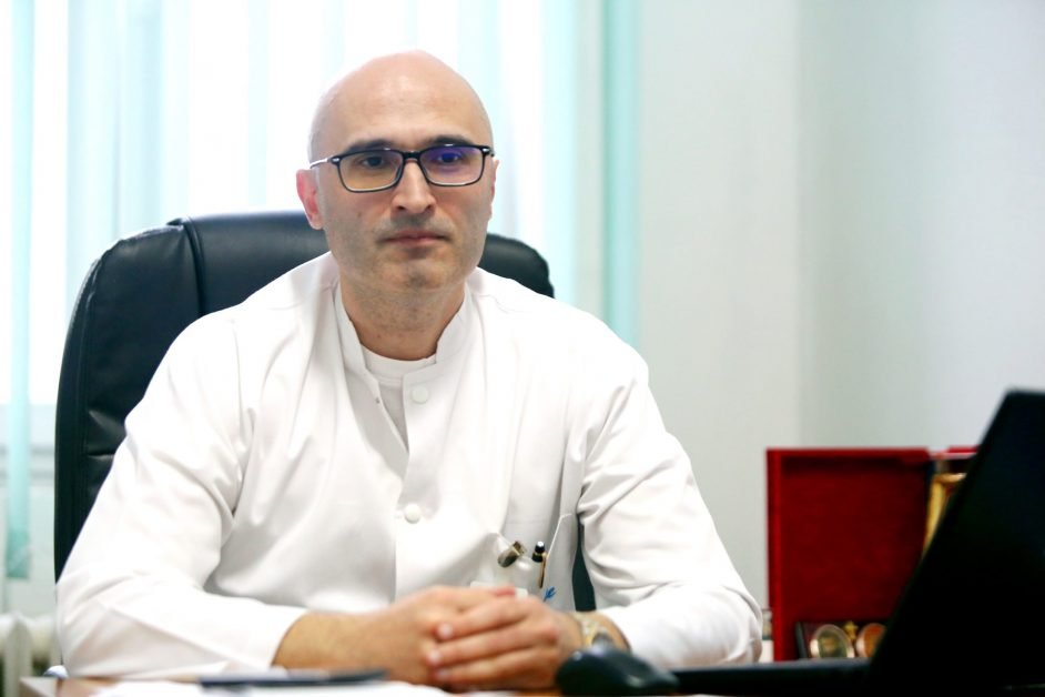 Medic din Timișoara: Totul e real dar e mai ușor să crezi în conspirații decât să te speli. Asta se numește iresponsabilitate