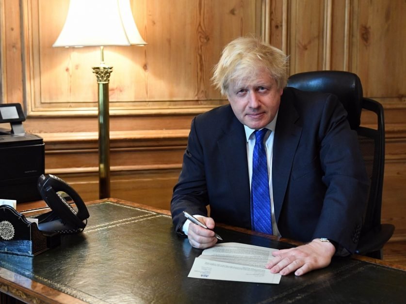 Boris Johnson: Marea Britanie nu va mai intra în carantină. Economia țării trebuie să își revină