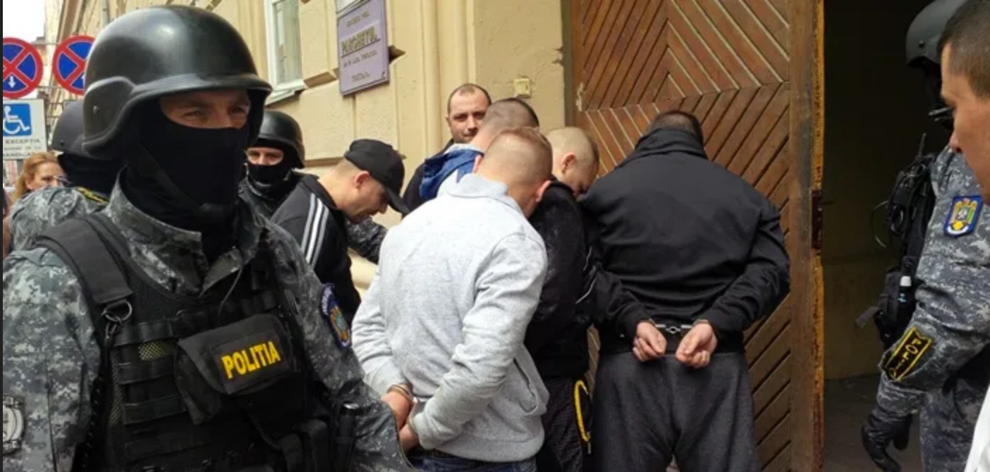 Cutremur în Poliție: Divizia anti-clanuri acuză că e sabotată din interior de cârtițele interlopilor