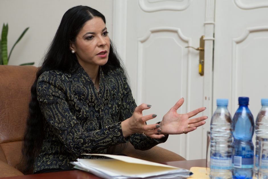 Ana Birchall baga parlamentarii la inghesuiala, trebuie sa voteze confiscarea extinsa a averilor ilicite in aceasta saptamana. „Zile decisive. Cine fura, sa plateasca”