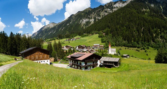 Marii castigatori ai pandemiei, evazionistii din turismul rural. Turistii, complici la infractiune