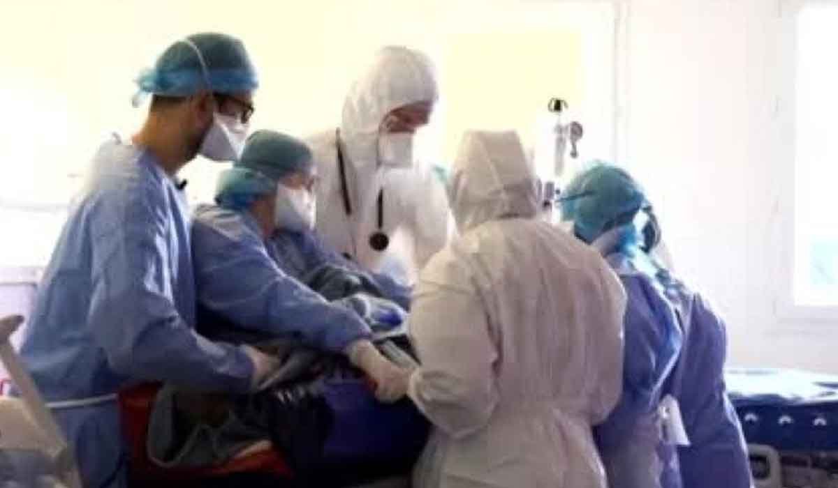 Pacientul cu noul VIRUS care spunea ca nu poate respira cu masca de oxigen, a decedat. Mesajul fiicei sale