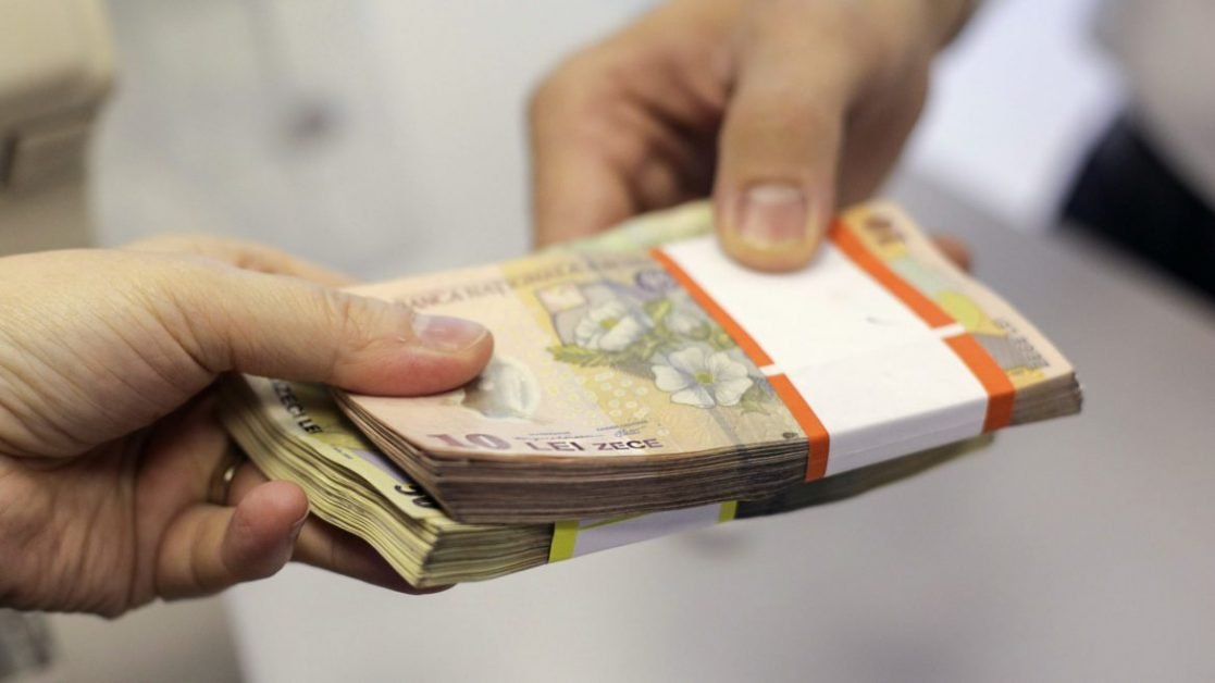 Au făcut ANUNȚUL! Salariu minim brut de 1.100 de euro pentru fiecare român!