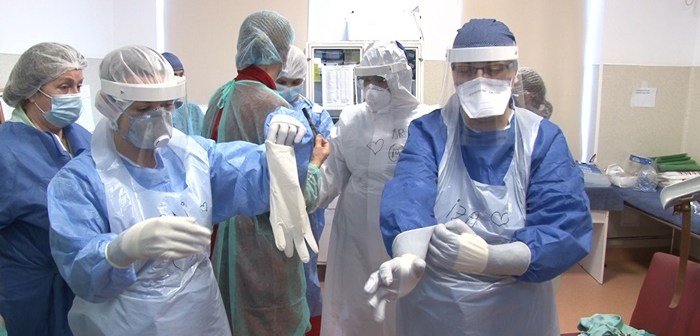 BILANȚUL NEGRU AL DECESELOR CAUZATE DE NOUL VIRUS A ATINS UN PRAG ALARMANT. ALTE 86 DE PERSOANE ȘI-AU PIERDUT VIAȚA, ÎN ULTIMELE 24 DE ORE