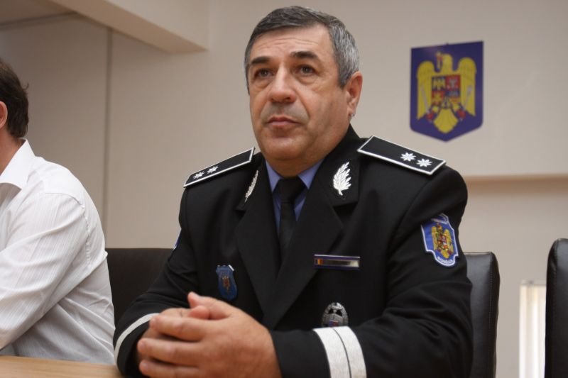 Un ex-milițian cu pensie specială și 3.000 €/lună de la buget  dat afara de Dominic Fritz din fruntea Politiei Locale