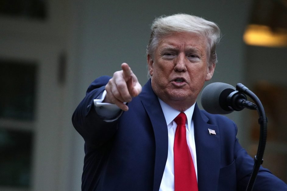 Donald Trump critică restricțiile din Europa impotriva raspandirii virusului si le numeste „draconice”: „Ce naiba fac?