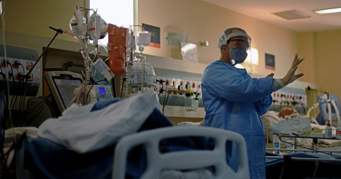 Aveți mare grijă! Vaccinul nu este pentru toată lumea. Cine NU trebuie să îl facă din cauza efectelor adverse