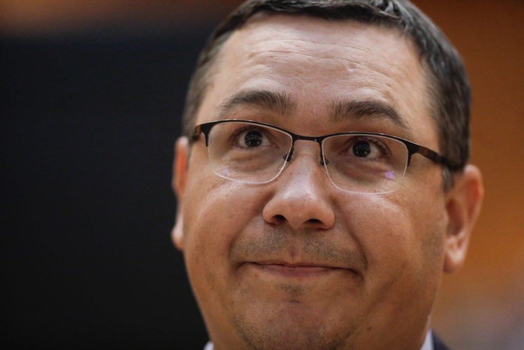 Victor Ponta mesaj dur privind restricțiile din România: „Oamenilor li se iau tradiția, religia, libertatea și dreptul de a se întâlni cu familia”