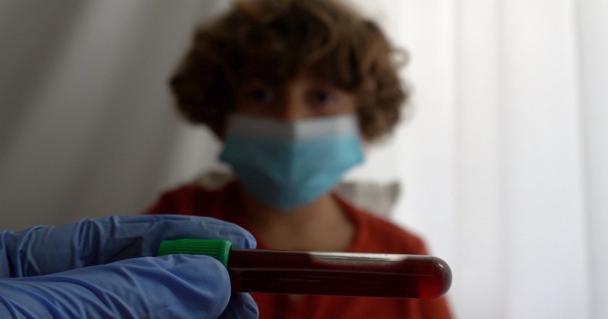 Ultima Ora! Pfizer va începe testele pe copii între 12 şi 15 ani pentru vaccinul.