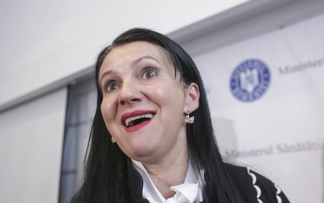 Procesul Sorinei Pintea nu a inceput nici acum, dupa 9 luni de cand DNA a trimis-o in judecata. Cum se justifica instantele