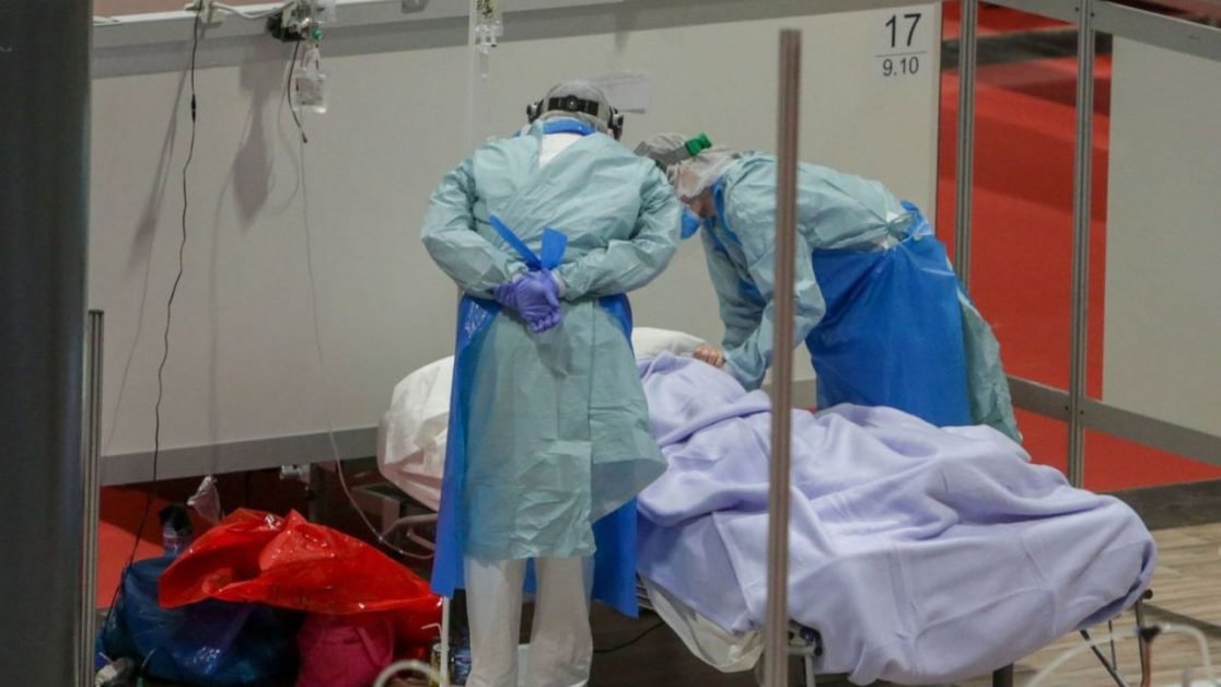 Asistentă de la Institutul Marius Nasta, moartă acasă după doza de rapel a vaccinului. Avea 55 de ani și nu suferea de alte afecțiuni.