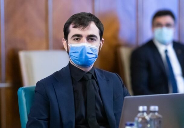 Ministrul Nasui da publicitatii toate contractele cu statul din minister: „Transparenta totala”