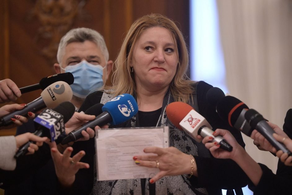 BREAKING Diana Sosoaca a fost data afara din AUR. Deputat AUR: „Doamna nu a inteles regulile jocului”