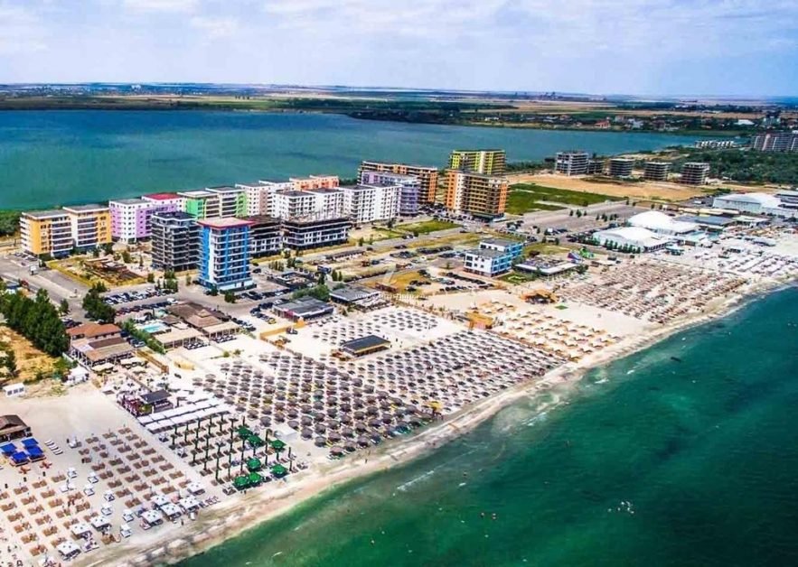 Pretenţiile hotelierilor depăşesc uneori orice limită de bun simț. Un sejur de şapte zile în Mamaia, în august, de trei ori mai scump decât unul la Miami!