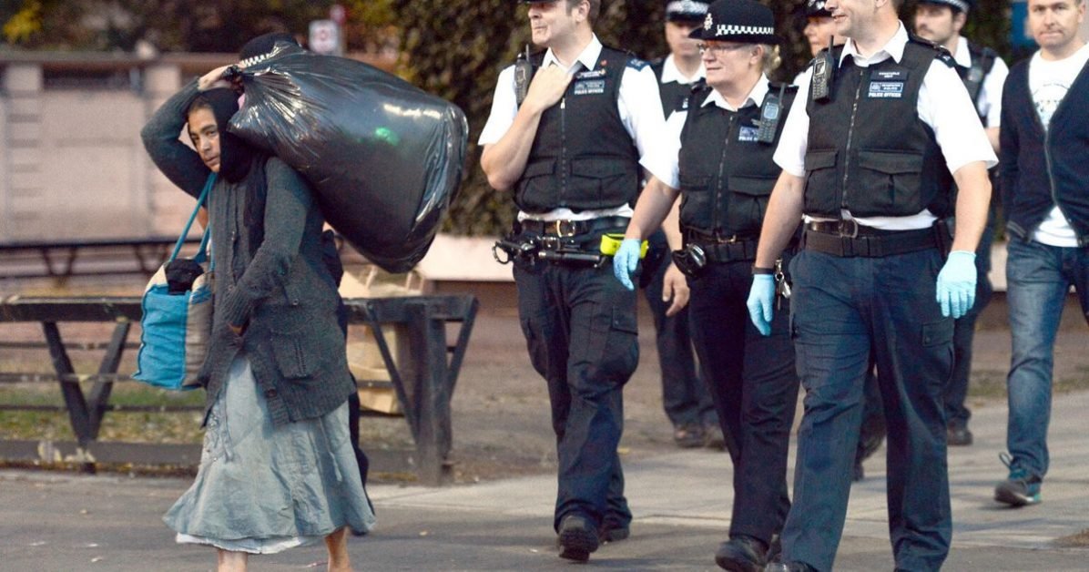 Marea Britanie ne trimite „valorile” acasă, începând din vară. Urmează deportări în masă