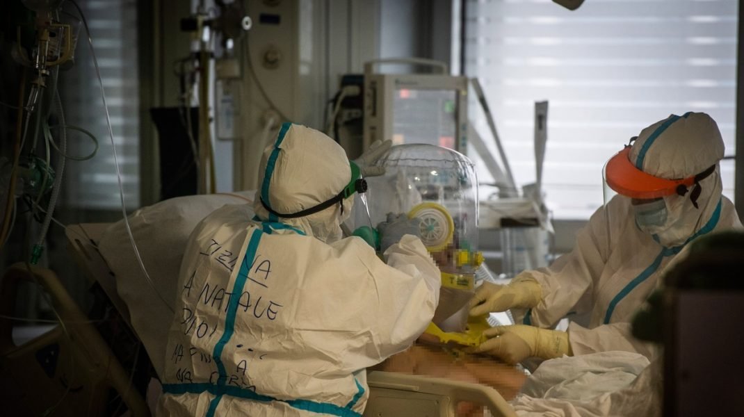 STATISTICI INGRIJORATOARE: În UE s-au înregistrat în decembrie cu 30% mai multe decese (indiferent de cauză), față de media ultimilor patru ani. În România, “excesul de mortalitate” a fost de 52%