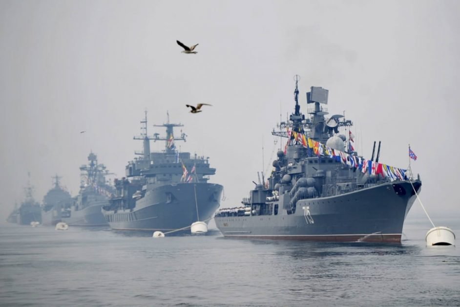 ALERTĂ la frontierele României – Rusia trimite nave de război în Marea Neagră, pe fondul tensiunilor cu Ucraina