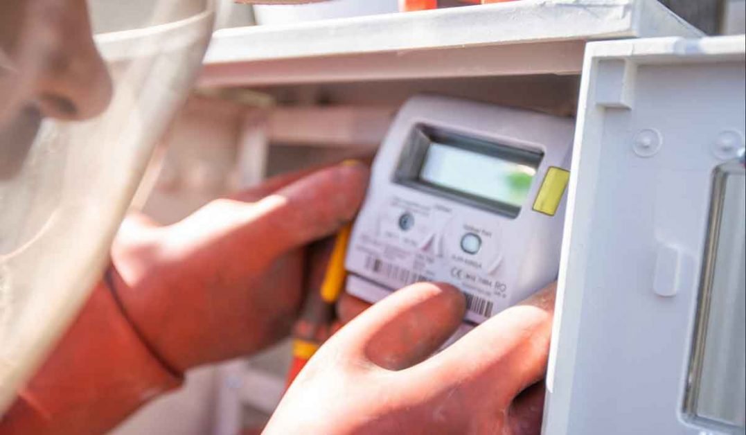 Amenzi uriase pentru mai multi furnizori de energie din Romania. Ce le-au facut clientilor. E posibil ca si tu sa fi patit