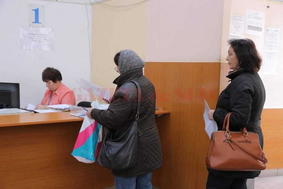 Sporuri crescute de 6 ori în 4 ani pentru cei de la Casa Națională de Pensii ! Câte pensii puteau fi majorate cu acești bani ?