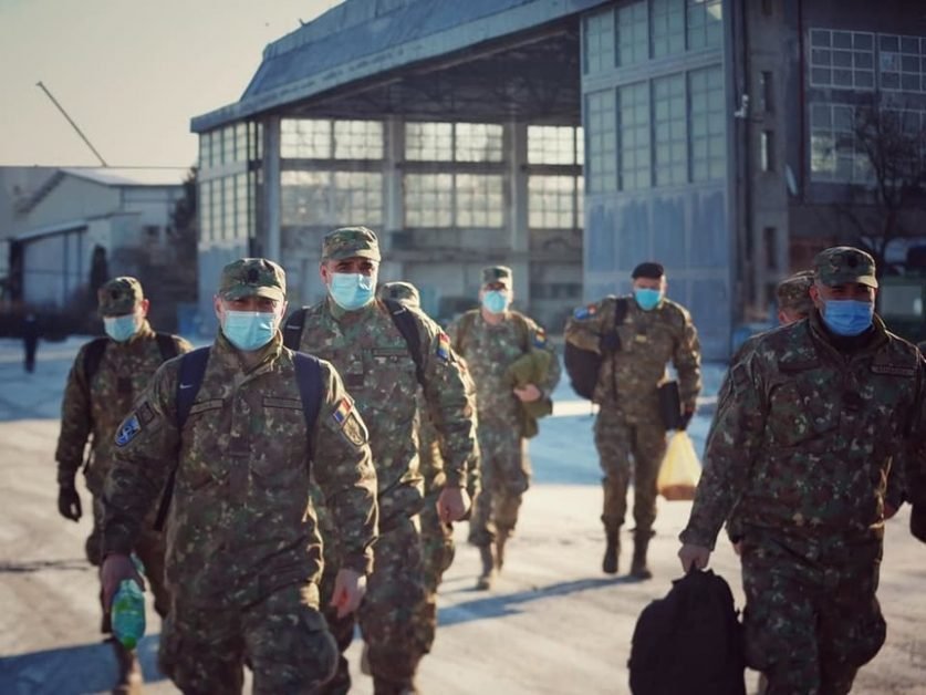 Nu poţi trimite la război un soldat plătit mai prost decât o femeie de serviciu. Statul trebuie să-şi respecte militarii!