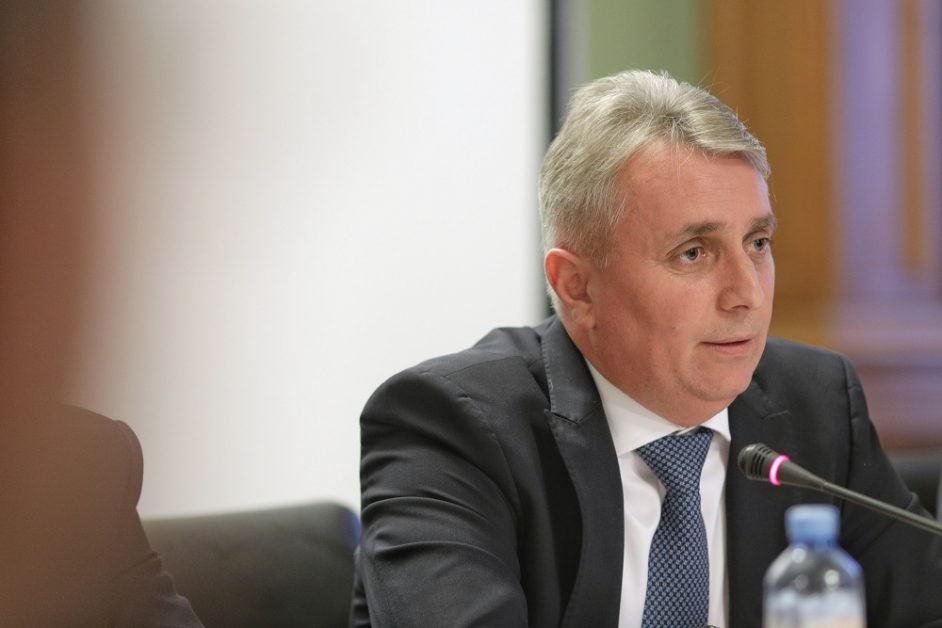 Lucian Bode, despre pensiile și salariile din MAI – Pensia medie este de doar 3500 de lei, iar nivelul de salarizare e undeva foarte jos