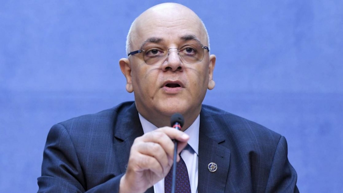 Raed Arafat: „Mirii pot cere în invitație nuntașilor să vină cu dovada vaccinării”