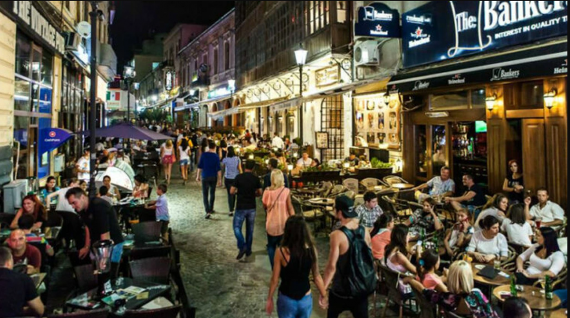 Parcă n-ar fi fost pandemie. Ai zice că toți virușii s-au speriat de moarte și au dat fuga prin canale și prin găuri de șoareci și șobolani dupa marea relaxare