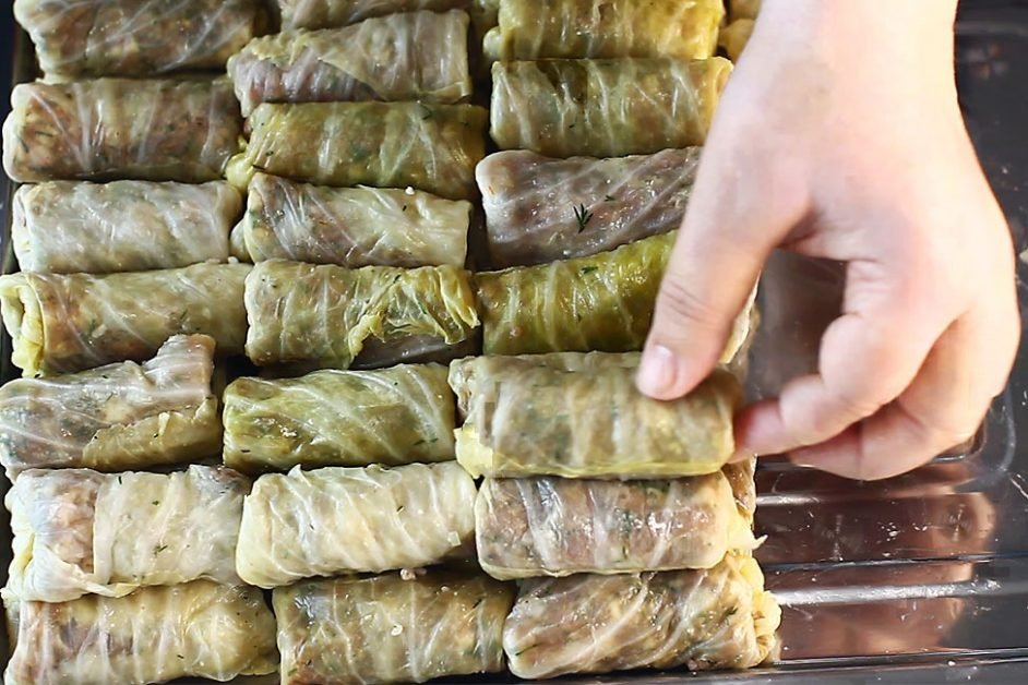 Bărbat înjunghiat, după ce şi-a acuzat nevasta că nu ştie să facă sarmale