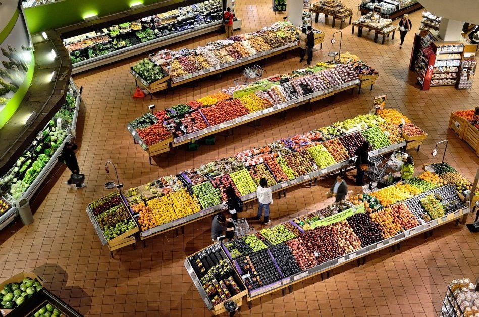 Alertă alimentară! Au ajuns în România fructe și legume CONTAMINATE. Dacă vezi că sunt din această țară, nu le consuma