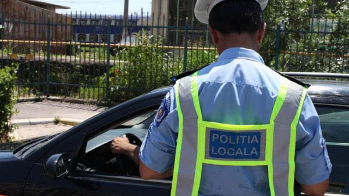 Când polițistul local se crede de la Rutieră, amenda se anulează de către instanță