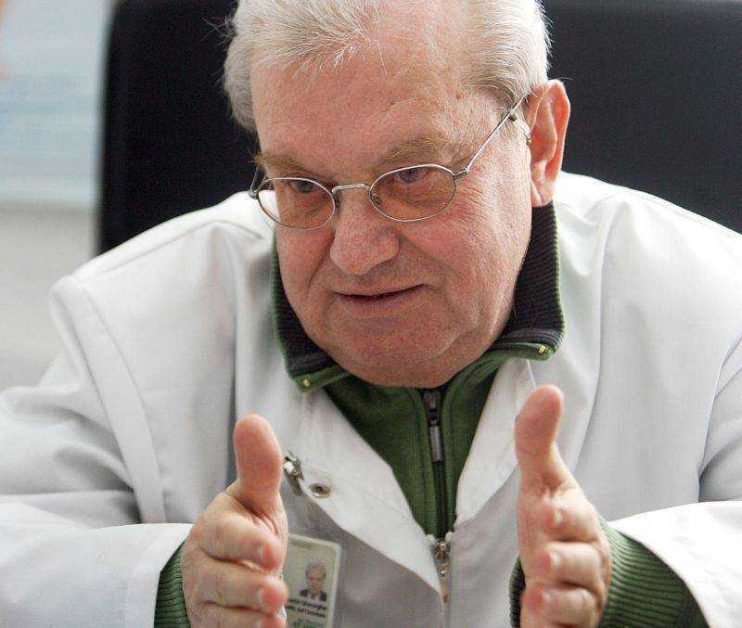 Dr. Mencinicopschi: Cum se falsifică alimentele: În smântână se pune cretă, iar în miere se pune clei de oase!