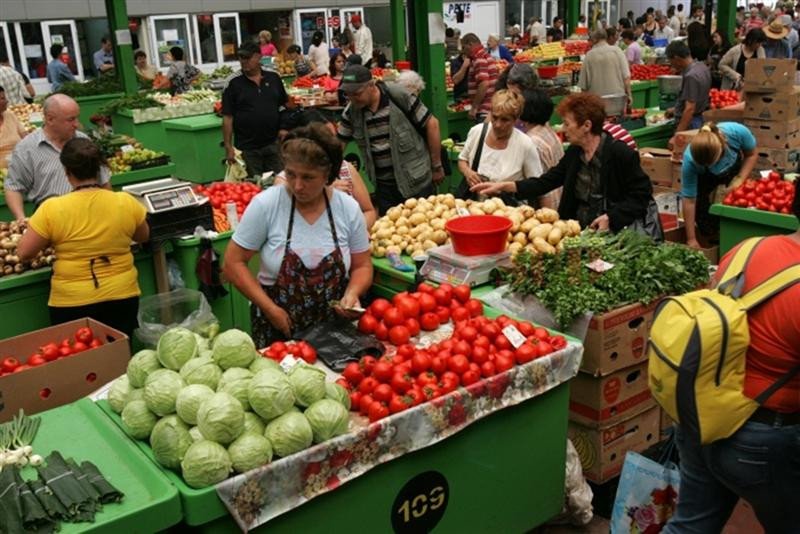 Cum să alegi fructe şi legume fără pesticide în exces. Recomandările specialiştilor DSVSA