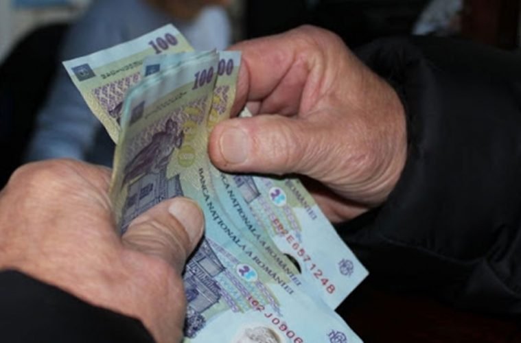 Romanii pot cumpara pana la sase ani de vechime pentru pensie. Parlamentul a aprobat ordonanta