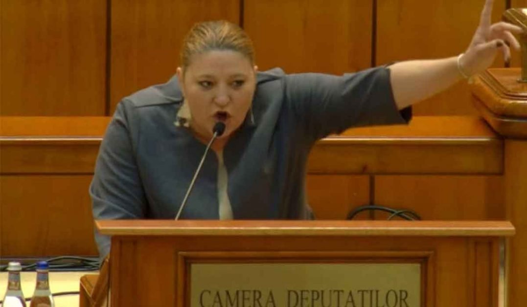 Sosoaca trece la amenintari: „Veti plati pana la ultima picatura de sange”