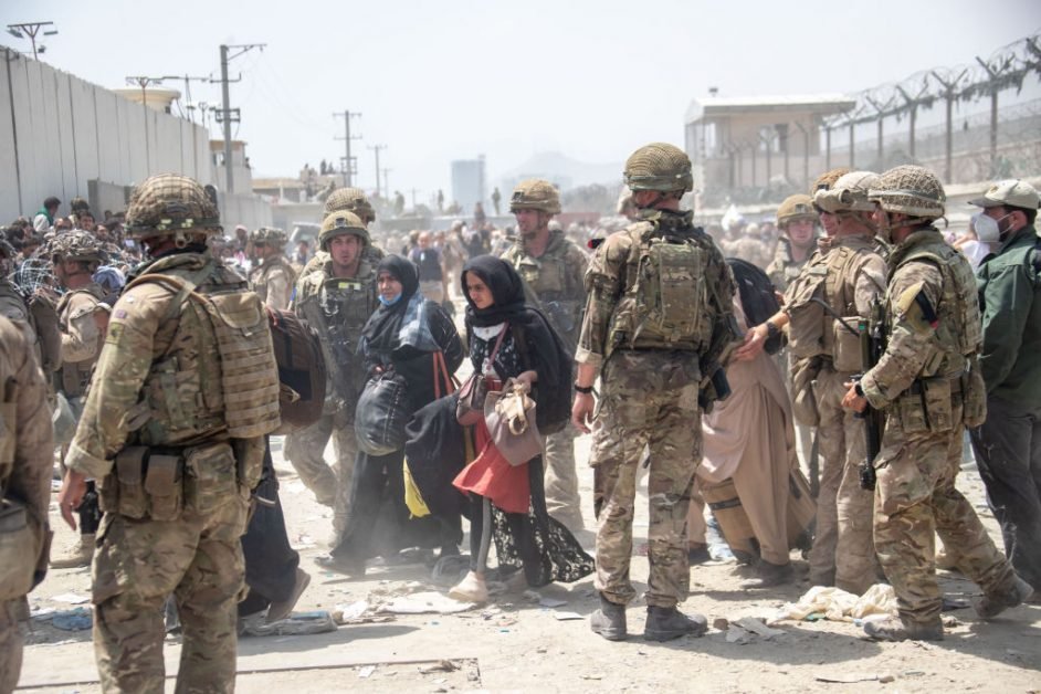 Ei au fost primii și in Afganistan. Ungaria acuză militarii SUA că obstrucționează accesul pe aeroportul din Kabul a persoanelor care trebuie evacuate