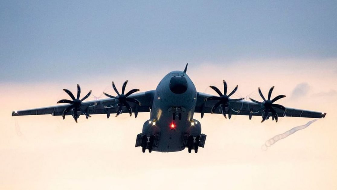 Avion DOBORÂT în Afganistan. Nu se ştie cine se afla la bordul aeronavei