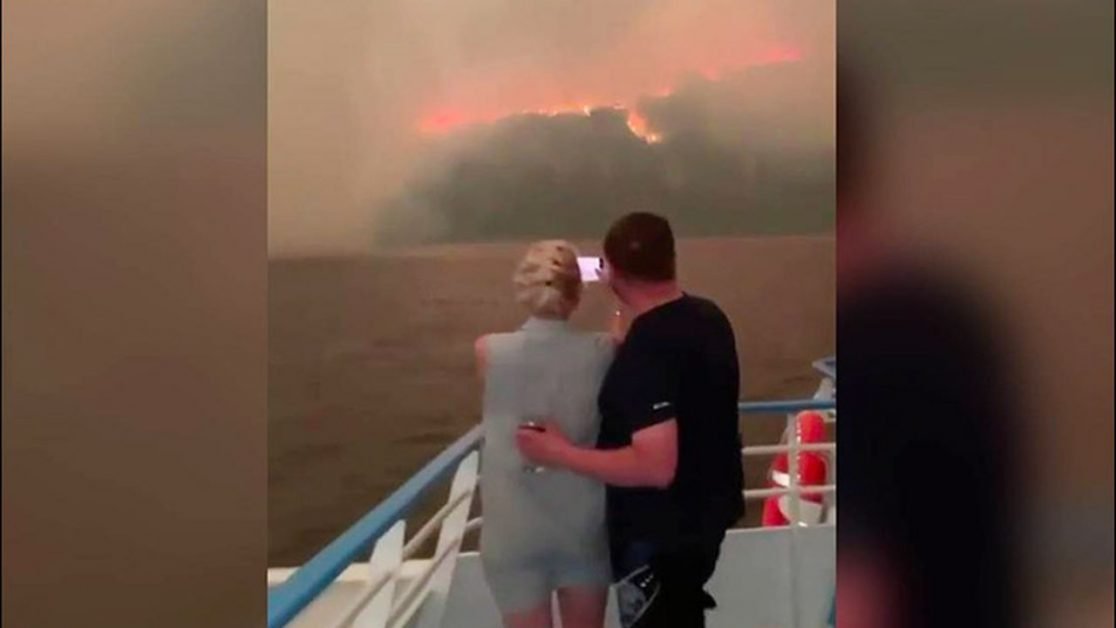 Fumul de la incendiile de pădure a ajuns la Polul Nord. Situaţia este catastrofală VIDEO