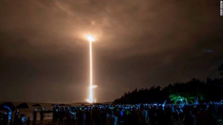General american: Racheta hipersonică testată de China a făcut înconjurul pământului. „Într-o zi ar putea lansa un atac nuclear”