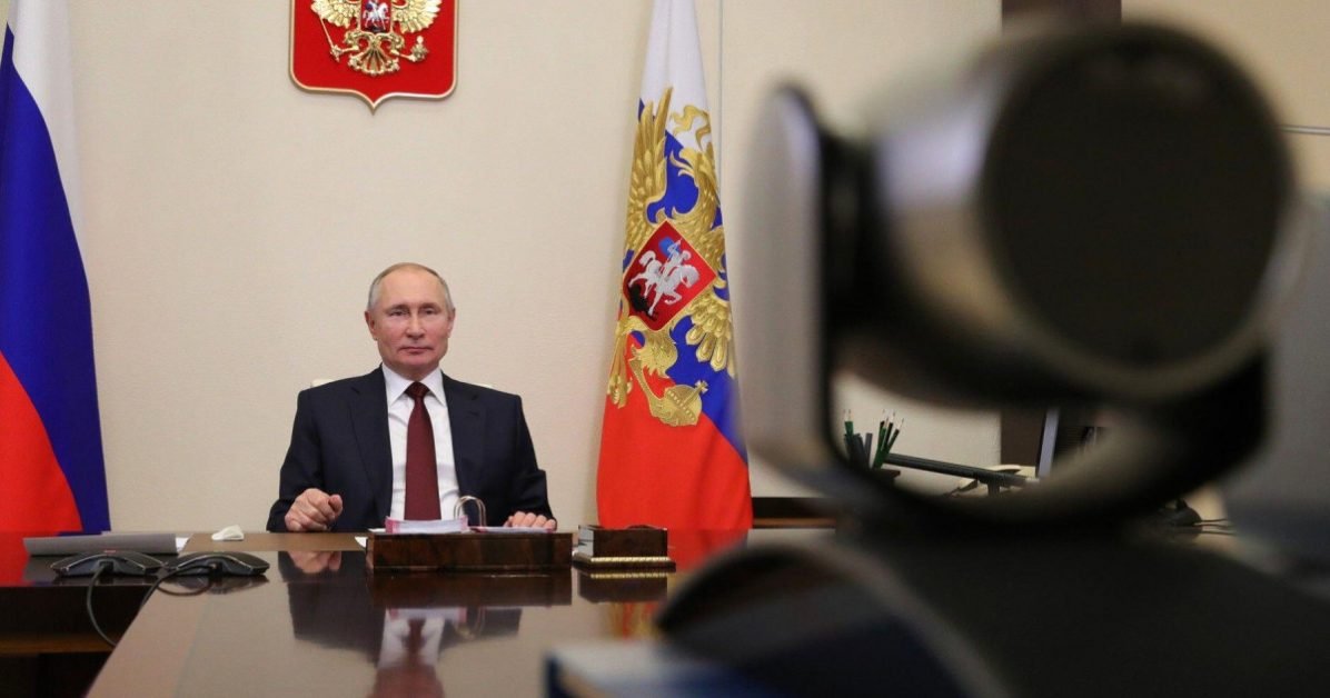„Pedeapsă” pentru nevaccinaţi. Rusia vrea să ca persoanele care nu s-au imunizat să nu mai poată cumpăra alcool