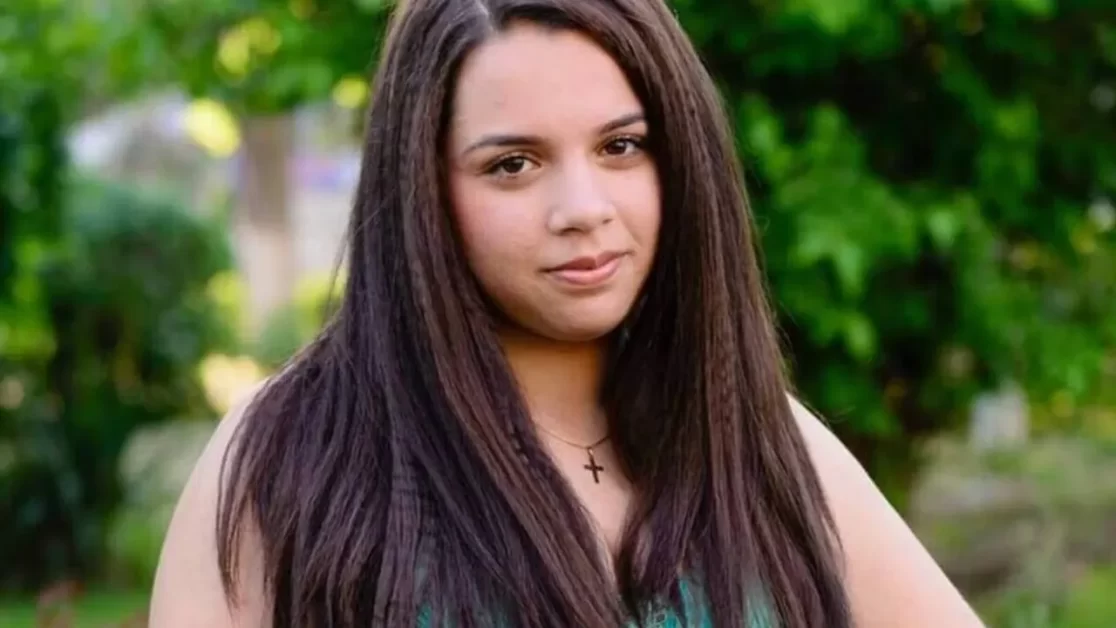 Mihaela a murit cu zile! Studenta de 21 de ani a fost diagnosticată greşit de mai multe ori. Medicul îi spunea că se alintă! Totul a început de la o banală durere de spate!