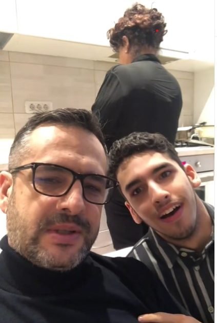 Mădălin Ionescu suferă de 18 ani alături de fiul bolnav. „Offf, de ce a trebuit sa porți aceasta suferință? Îți voi fi alături pana la capăt, dincolo de limitele vizibile și invizibile ale existentei !”