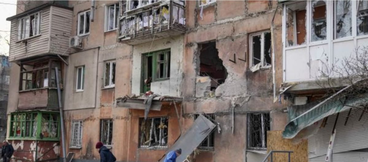Este DEZASTRU UMANITAR la Mariupol! Aproape 2200 de oameni au murit după bombardamentele din ultimele 24 de ore. Oamenii nu pot părăsi orașul și este panică generală