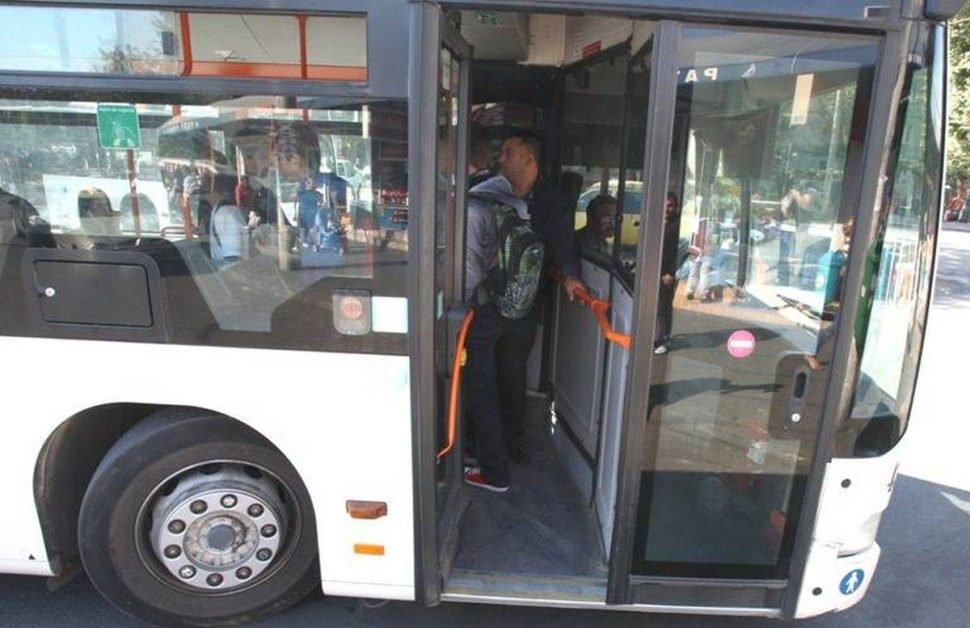 O femeie si-a uitat copilul in autobuz! Cum s-a terminat toată tărășenia