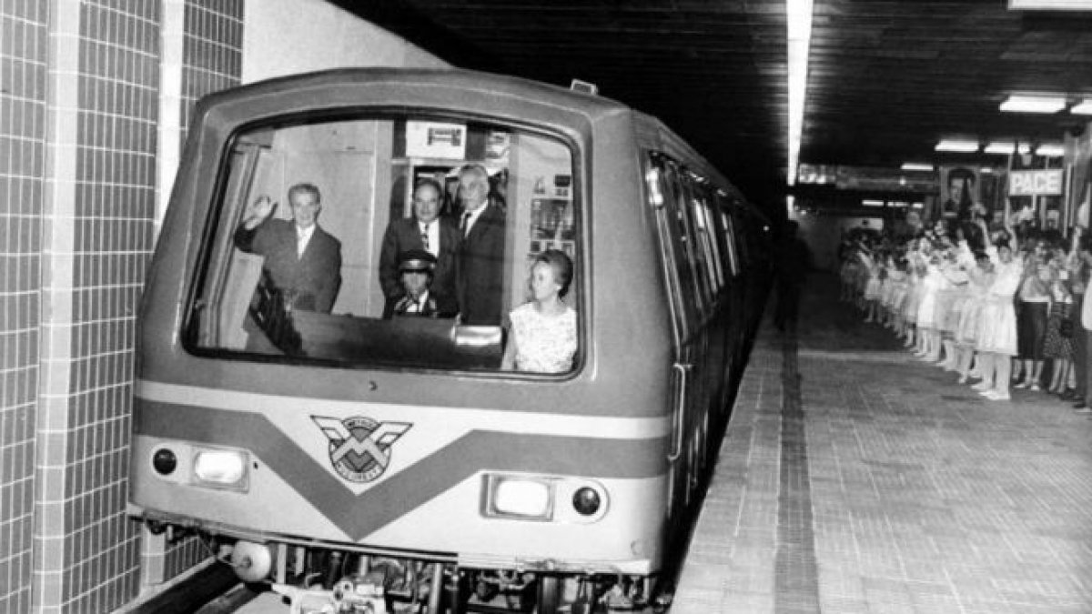 43 de ani de la inaugurarea metroului bucureștean. Toate garniturile au fost 100% românești