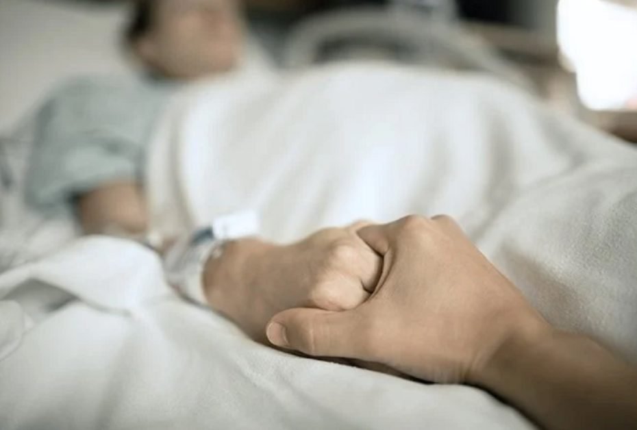 Cele două semne care prevestesc moartea. O asistentă a spus că le-a observat la majoritatea pacienților înainte să moară