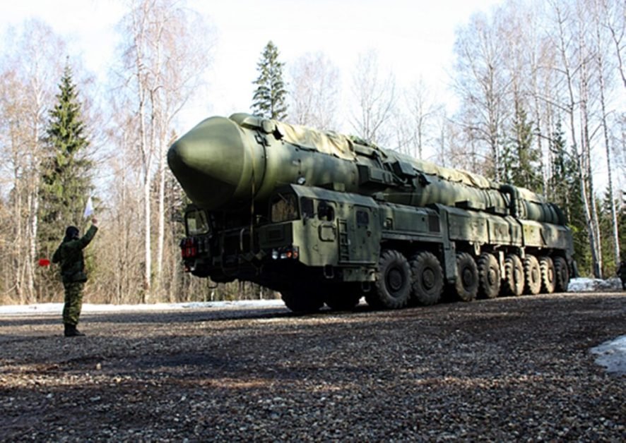 Putin spune că Rusia va staţiona arme nucleare în Belarus
