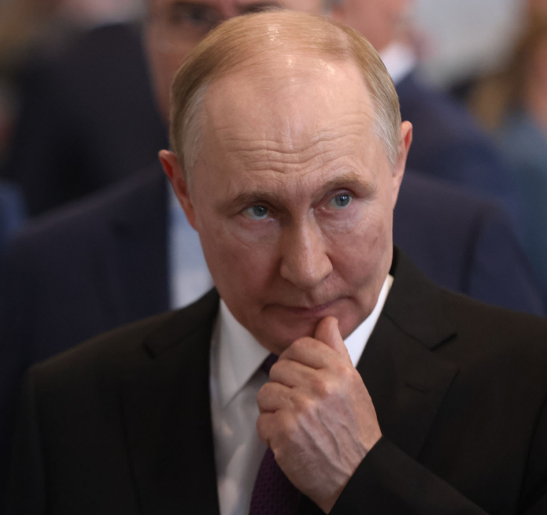 Vladimir Putin îi promite „sprijin neclintit” lui Mojtaba Khamenei