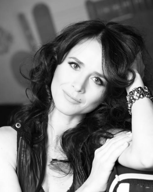 Mădălina Manole ar fi împlinit 59 de ani. Fratele ei nu și-a cunoscut nepotul