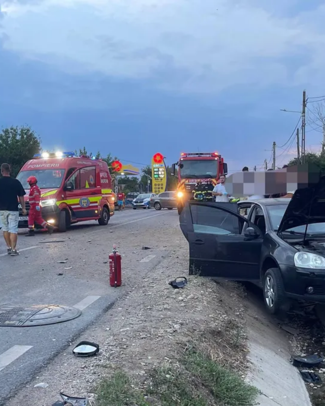 Accident pe DJ 711 în Racovița. Cinci răniți după coliziunea a două mașini