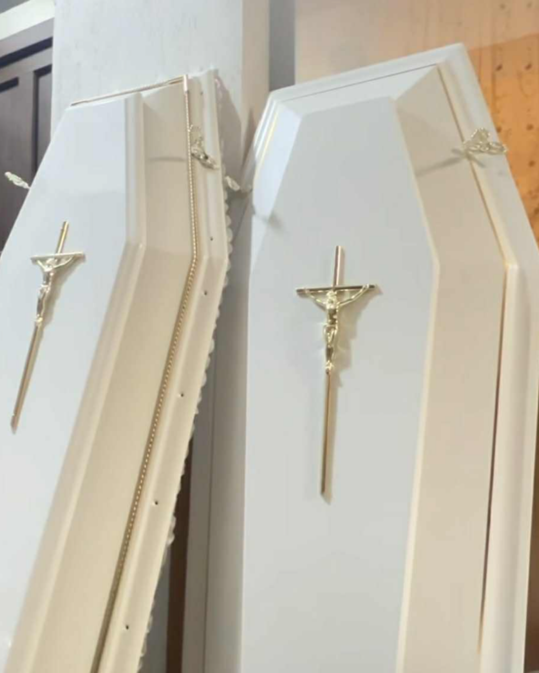 Tânăr român mort în mașină pe autostrada din Italia. Părinții au crezut că doarme